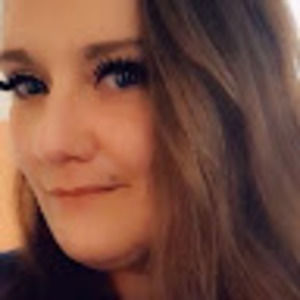 Meet your Posher, Stefanie